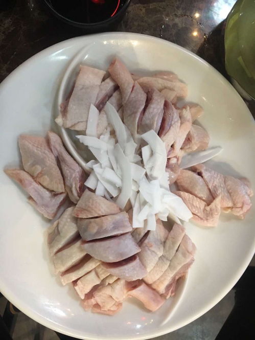 正宗海南文昌雞與椰子雞 廣州批發(fā)配送，養(yǎng)殖到家，免費(fèi)上門服務(wù)